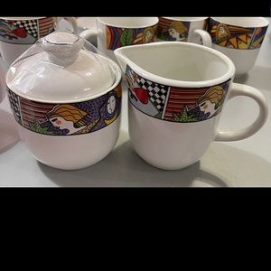 Vintage Vitromaster Metropolitan covered Sugar Bowl & Creamer